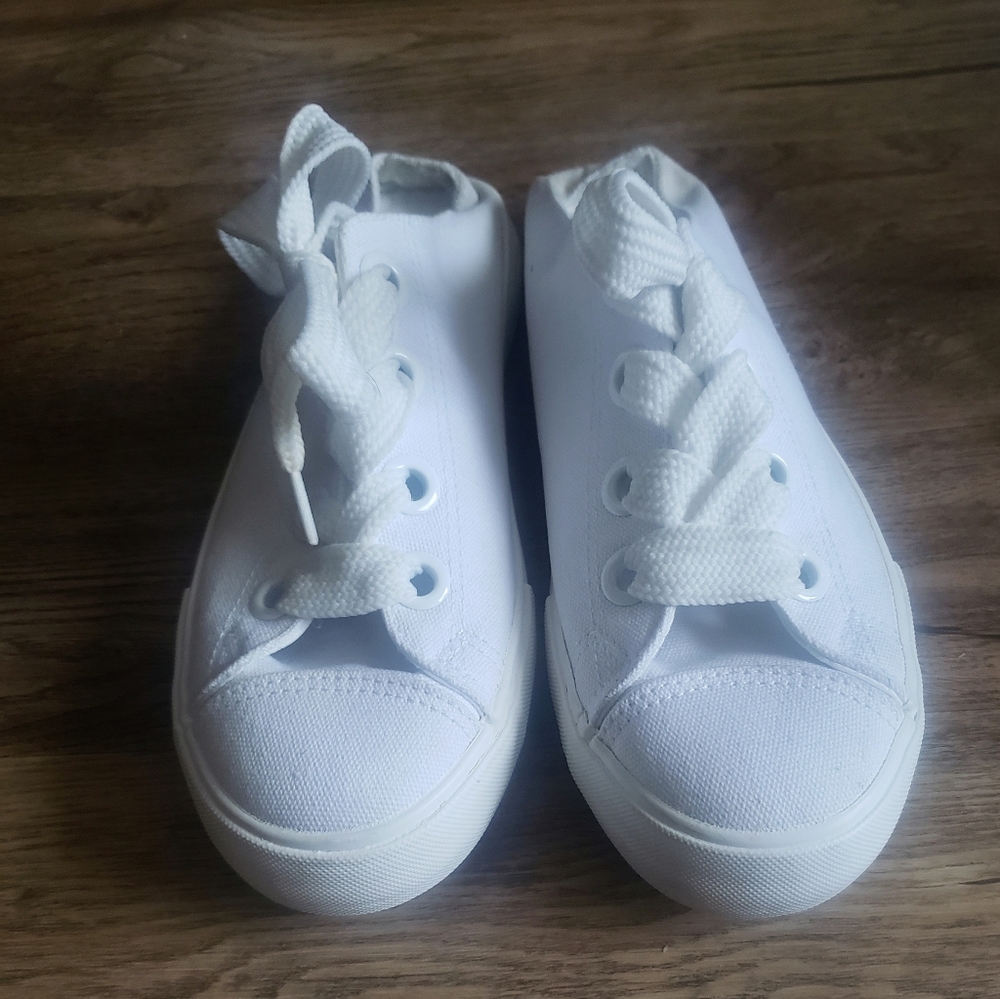 Women's sz 8 Rocket Dog slip on